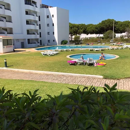 Apartamento Com 3 Quartos Em Appartement Vilamoura