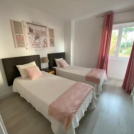 Apartamento Com 3 Quartos Em Lägenhet *